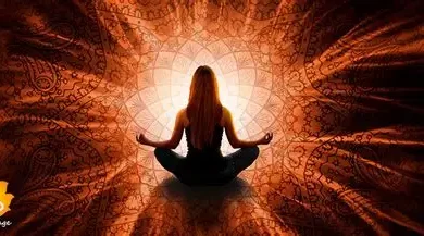 क्रोध और ईर्ष्या पर नियंत्रण का ध्यानपूर्वक अभ्यास करते व्यक्ति