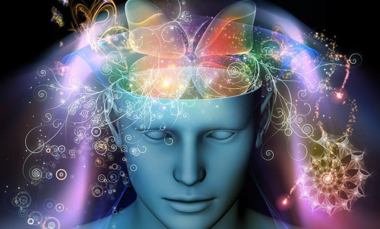 दयालुता और सहानुभूति की भावना व्यक्त करता व्यक्ति – सकारात्मकता का संदेश