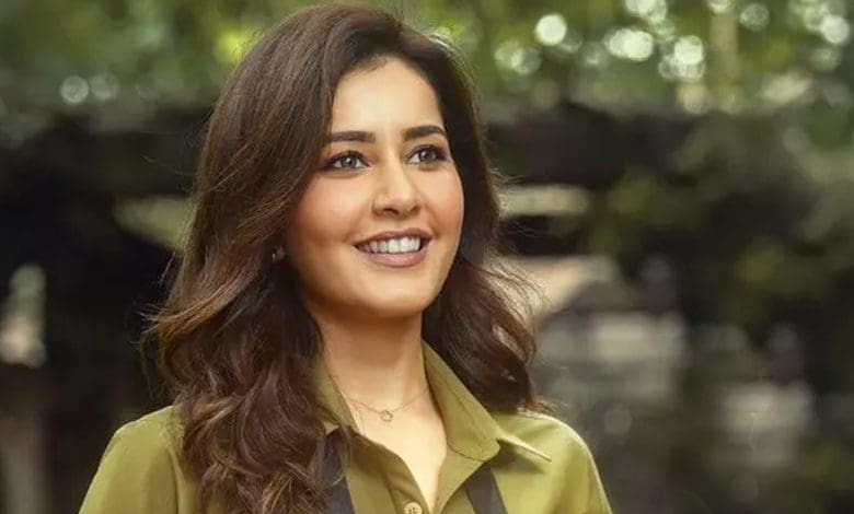 फिल्म उस्ताद भगत सिंह में राशि खन्ना