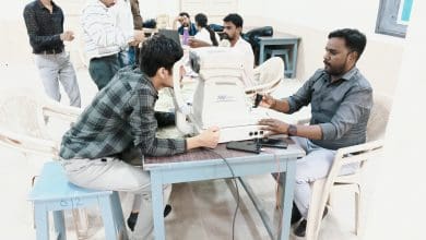 अग्रवाल कॉलेज में स्वास्थ्य निरीक्षण शिविर की छवि