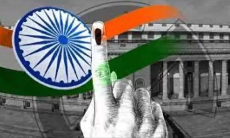 एक साथ चुनाव पर विधेयक से जुड़ी न्यायपालिका की प्रतिक्रिया और विपक्ष का विरोध।