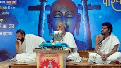 शंखेश्वर भवन में बाल मुनि का भगवान जन्म पर प्रवचन