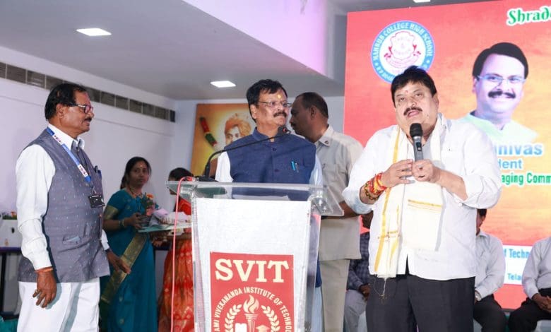 भारत विश्व गुरु बनने की ओर अग्रसर कार्यक्रम का दृश्य