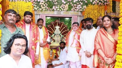 तेलंगाना राज्योत्सव बोनालू पर्व की झलक हैदराबाद में