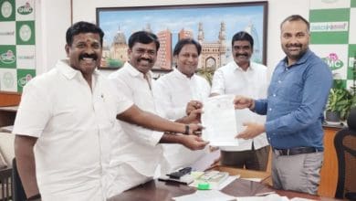 आउटसोर्सिंग कर्मचारियों की स्थायी सेवा की माँग