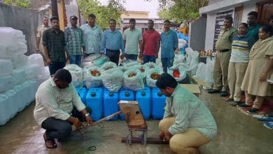 हैदराबाद में नकली शराब फैक्ट्री का भंडाफोड़