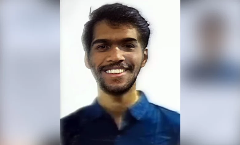 23 वर्षीय इंजीनियर ने ऑफिस की सातवीं मंजिल से कूदकर आत्महत्या कर ली