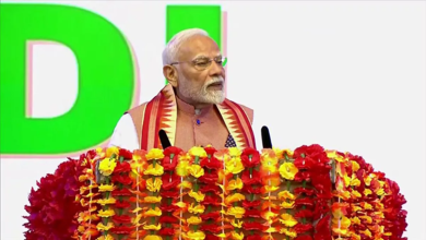 पीएम मोदी त्रिनिदाद‑टोबैगो की संसद में संवाद करते हुए