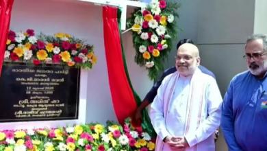 अमित शाह तिरुवनंतपुरम में भाजपा के नए कार्यालय का उद्घाटन करते हुए