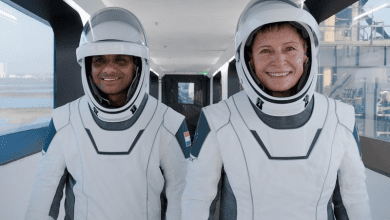 प्रधानमंत्री नरेंद्र मोदी शुभांशु शुक्ला को अंतरिक्ष से वापसी पर बधाई देते हुए”