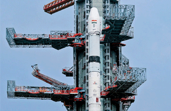 डॉ. जितेंद्र सिंह प्रेस कॉन्फ्रेंस में गगनयान मिशन का वर्णन करते हुए”