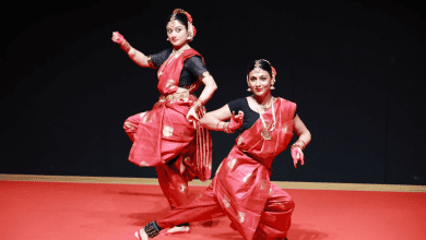 महाकुंभ में भारतीय व जापानी कलाकारों द्वारा सांस्कृतिक प्रस्तुतियाँ, ‘भारत 2025’ महाकुंभ का दृश्य