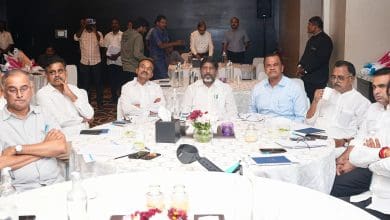 तेलंगाना सरकार और हैदराबाद मेट्रो रेल के संयुक्त तत्वावधान में आयोजित जागरूकता संगोष्ठी में उपस्थित उप-मुख्यमंत्री भट्टी विक्रमार्का, मंत्री कोमटीरेड्डी वेंकट रेड्डी, सांसद ईटेला राजेन्दर, कोंडाविश्वेश्वर रेड्डी एवं अन्य।