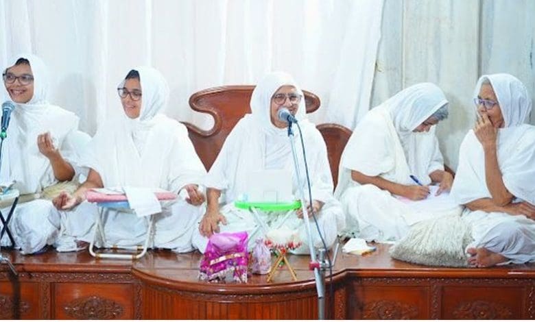 प्रभु की माता बनने का अवसर आयो रे कार्यक्रम की भव्य प्रस्तुति