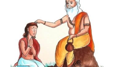 गुरु पूर्णिमा पर बच्चों को ज्ञान की परंपरा से जोड़ते माता-पिता