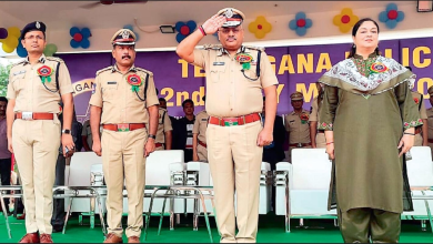 तेलंगाना पुलिस ड्यूटी मीट में डीजी ने दी ट्रॉफी और बधाई