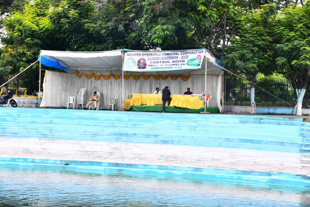 हैदराबाद में जीएचएमसी द्वारा 74 कृत्रिम गणेश विसर्जन केंद्र