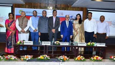 एफटीसीसीआई में आयोजित वैश्विक कॉर्पोरेट शिखर सम्मेलन में भाग लेते डॉ. औसाफ सईद, आर. रवि कुमार, सीए रितेश मित्तल एवं अन्य।