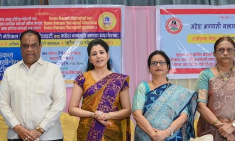 हैदराबाद सर्वाइकल कैंसर वैक्सीनेशन शिविर दृश्य