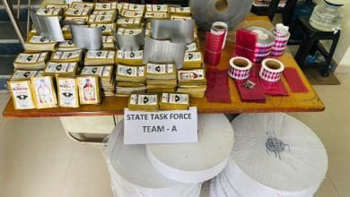 हैदराबाद पुलिस द्वारा नकली शराब सामग्री की जब्ती