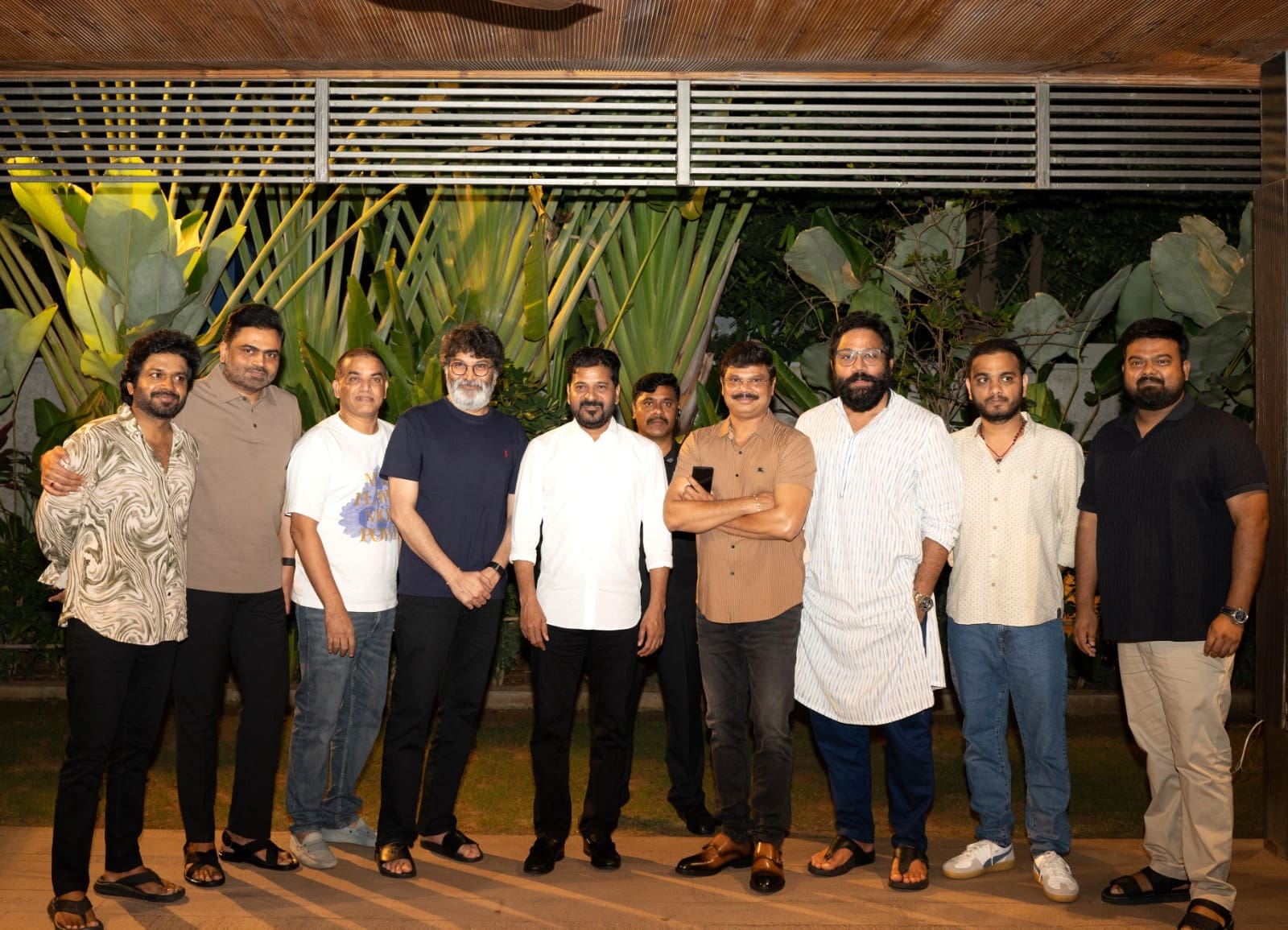 तेलंगाना सरकार का तेलुगु फिल्म उद्योग सुधार और सहयोग