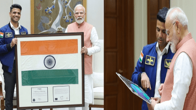शुभांशु शुक्ला ने ISS से लाया तिरंगा, पीएम मोदी को भेंट किया