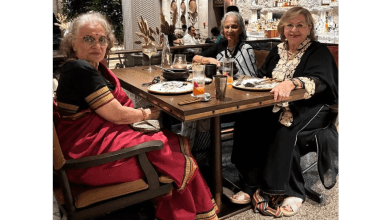 आशा, वहीदा और हेलेन डिनर डेट पर साथ नजर आईं