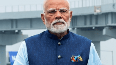 डॉलर के मुकाबले गिरता भारतीय रुपया