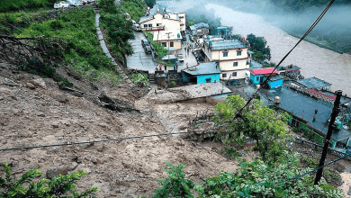 उत्तराखंड में मूसलाधार बारिश और भूस्खलन से तबाही का दृश्य