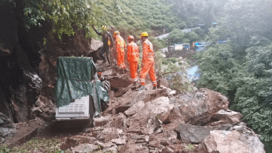 उत्तराखंड में बारिश से तबाही, मलबे में फंसे लोगों की तलाश जारी