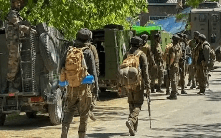 पुंछ में दो संदिग्ध आतंकवादी गिरफ्तार