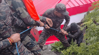 हेलिकॉप्टर से धराली व आसपास गाँवों का हवाई सर्वेक्षण करते मुख्यमंत्री पुष्कर सिंह धामी"