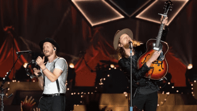 द ल्यूमिनियर्स का दिल्ली-एनसीआर लाइव कॉन्सर्ट पोस्टर