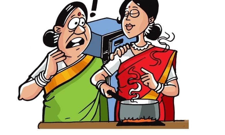 सासु-बहू की जुबानी जंग में बहू का जबरदस्त जवाब