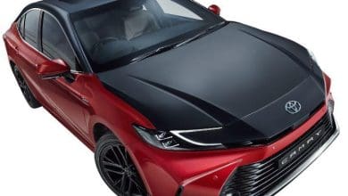 टोयोटा कैमरी स्प्रिंट एडिशन का स्पोर्टी डिजाइन और हाइब्रिड फीचर्स