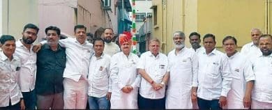 दि हैदराबाद किराणा मर्चेन्ट्स असोसिएशन द्वारा आयोजित स्वतंत्रता दिवस कार्यक्रम में भाग लेते पदाधिकारी, सदस्य एवं व्यापारी बंधु।