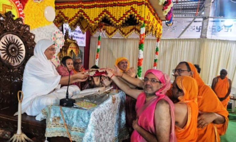 चातुर्मास प्रवचन में सत्य धर्म का संदेश