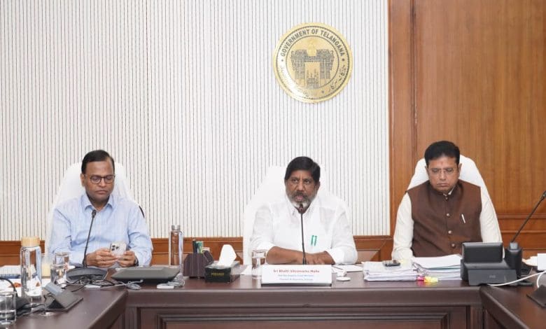 तेलंगाना कर्मचारियों को हेल्थ कार्ड जल्द मिलेगा