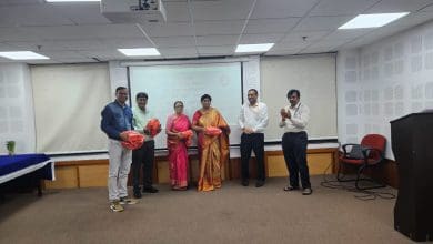 राजभाषा पखवाड़ा समापन: अधिकारियों और कर्मचारियों का सम्मान