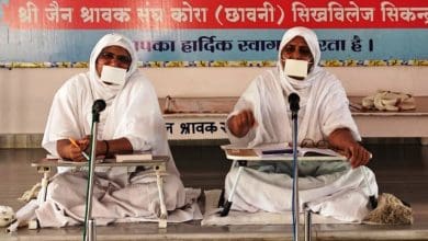 डॉ. शिवमुनिजी म.सा. जन्मदिन समारोह में साधना करते हुए