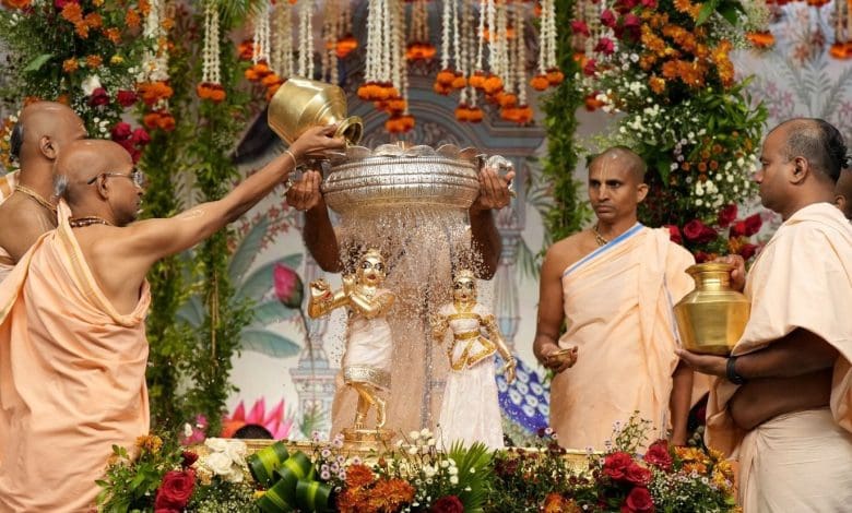 हैदराबाद हरे कृष्णा स्वर्ण मंदिर राधाष्टमी महोत्सव