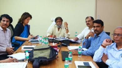 नीलोफर अस्पताल में मंत्री द्वारा समीक्षा बैठक