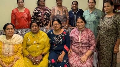 नानी बाई नाटिका और डांडिया उत्सव में महिलाएं और बच्चे