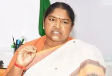 मंत्री सीतक्का द्वारा केसीआर को कानूनी नोटिस