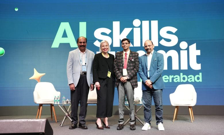 सर्विसनाउ विश्वविद्यालय भारत में एआई कौशल विकास