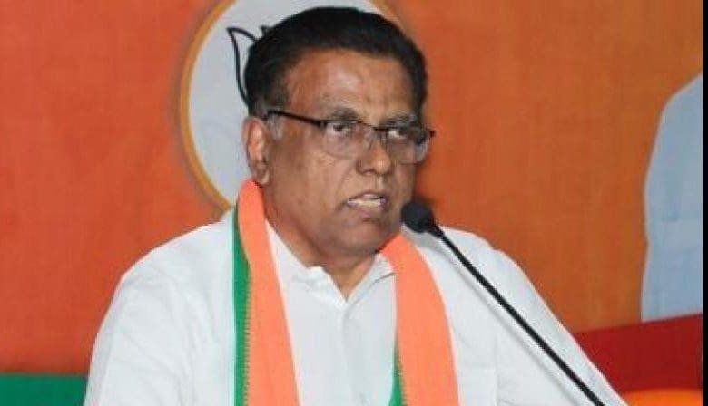 पत्रकार गिरफ्तारी पर बयान देते भाजपा प्रवक्ता एन.वी. सुभाष