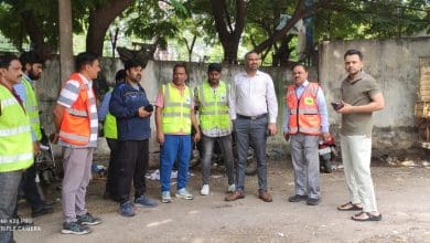 जीएचएमसी आयुक्त आर. वी. कर्णन स्वच्छता निरीक्षण