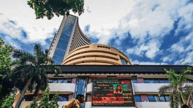 भारत-अमेरिका व्यापार वार्ता के बीच तेजी में सेंसेक्स और निफ्टी ग्राफ