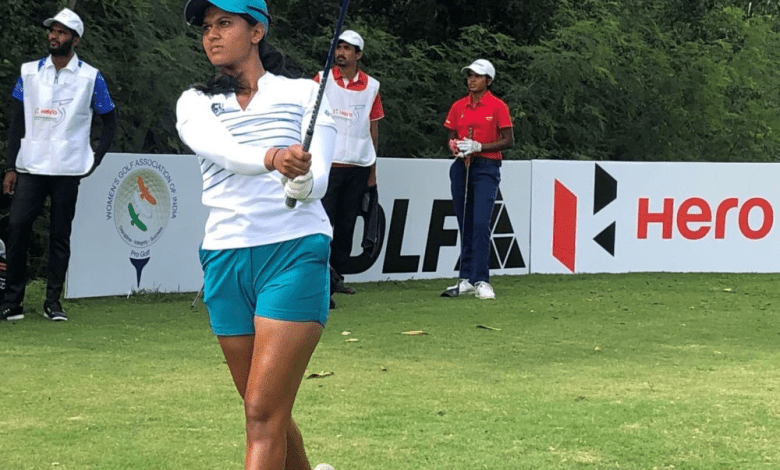 प्रणवी उर्स लैकोस्टे लेडीज ओपन डि फ्रांस में गोल्फ खेलते हुए