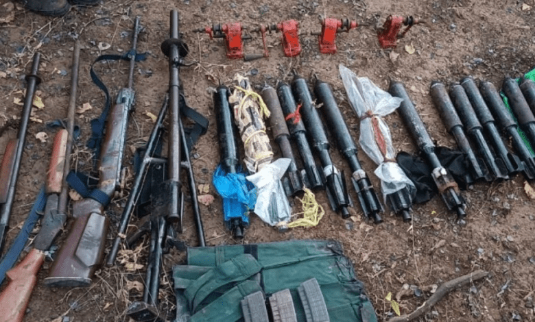 माओवादियों की हथियार इकाई ध्वस्त, विस्फोटक बरामद